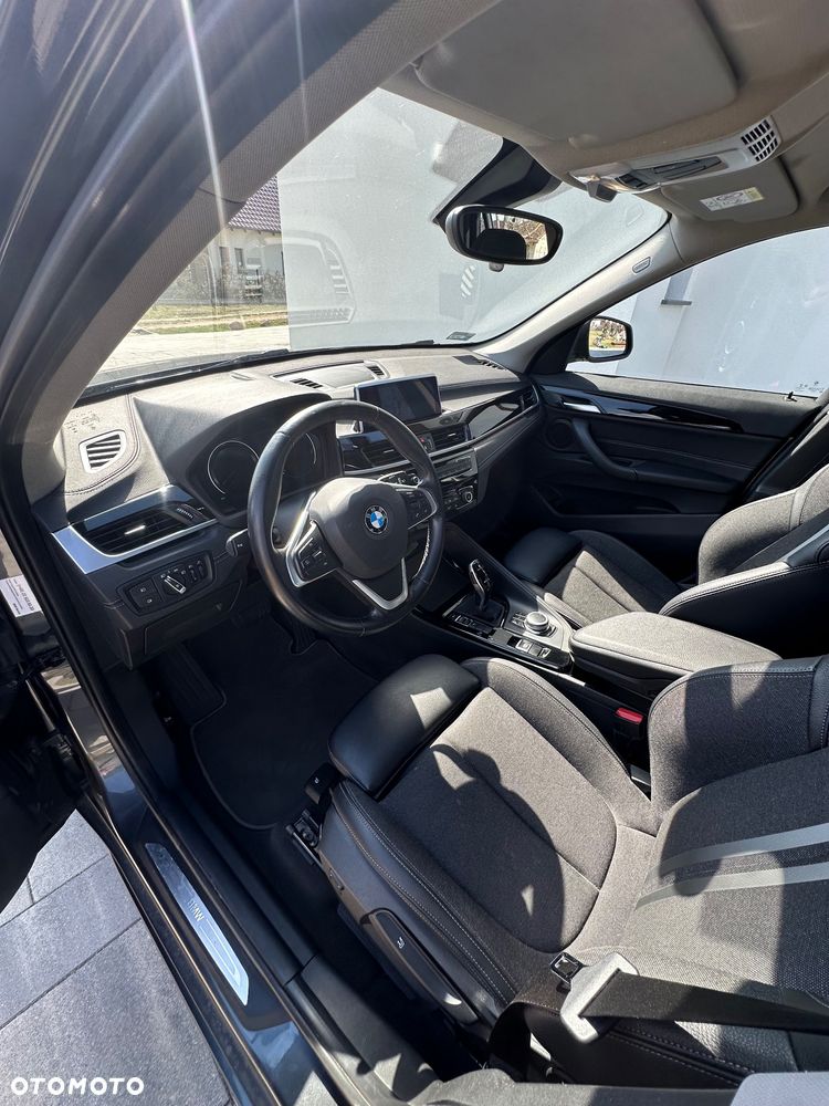 BMW X1 sDrive18i Sport Line - 10