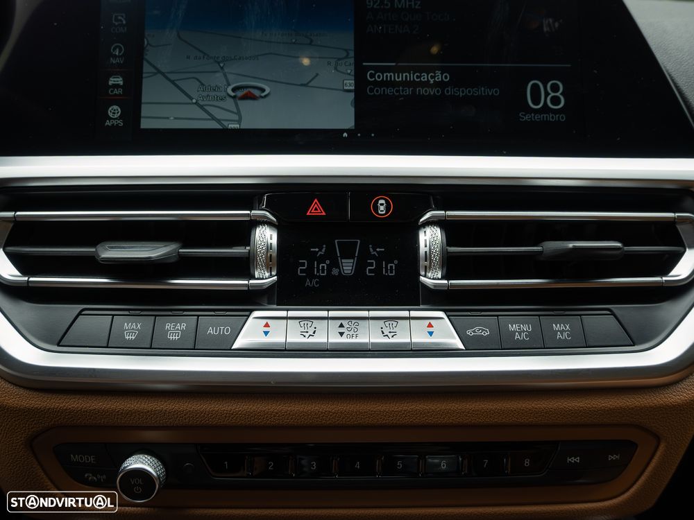 BMW 420 d Pack Desportivo M Auto - 38