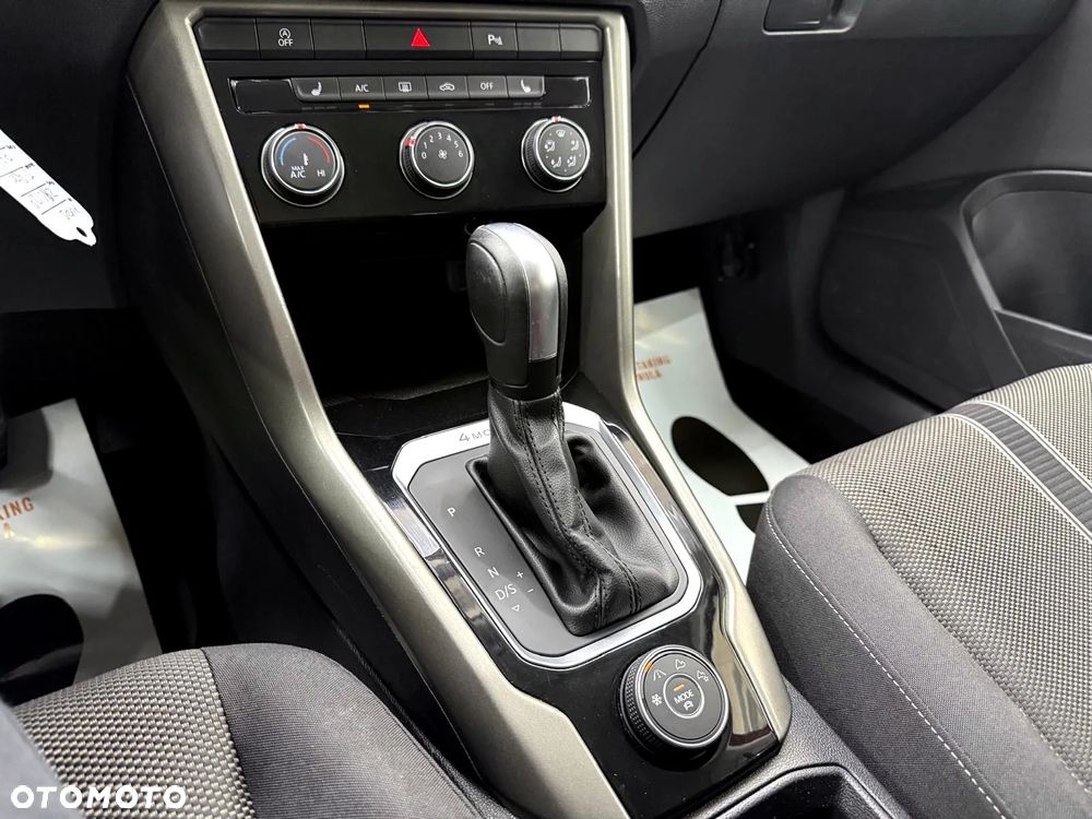 Volkswagen T-Roc 2.0 TSI OPF 4MOTION DSG Sport - 22