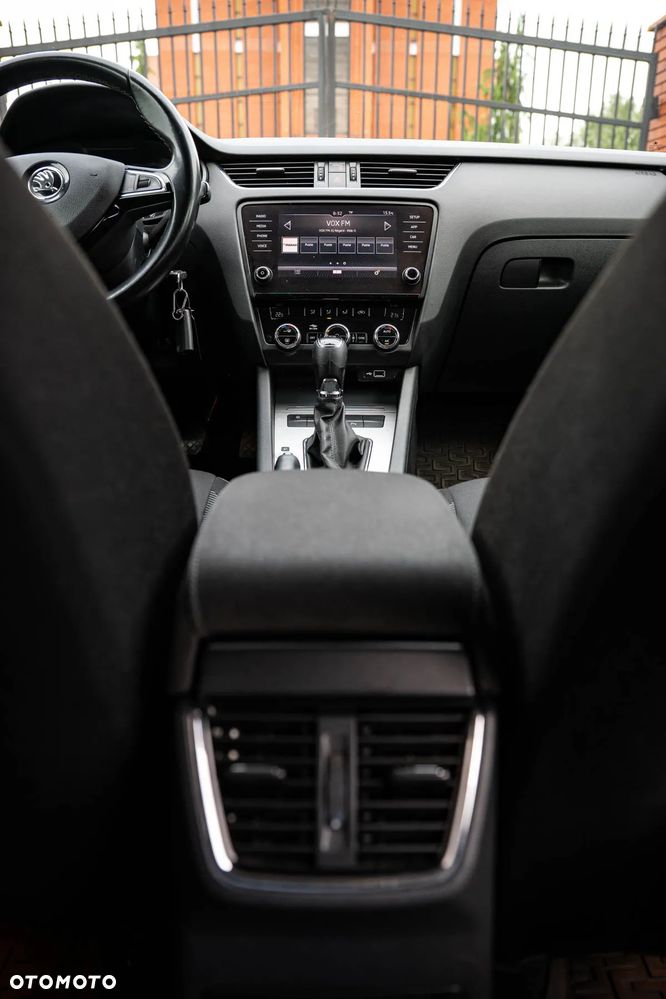 Skoda Octavia 2.0 TDI Clever DSG - 23