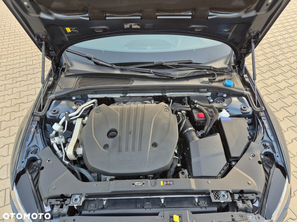 Volvo S60 B5 B AWD R-Design - 16
