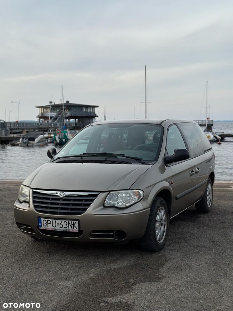 Chrysler Voyager 2.4 SE - 6