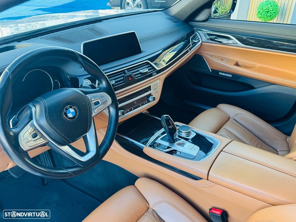 BMW 730 d xDrive Pack M - 16
