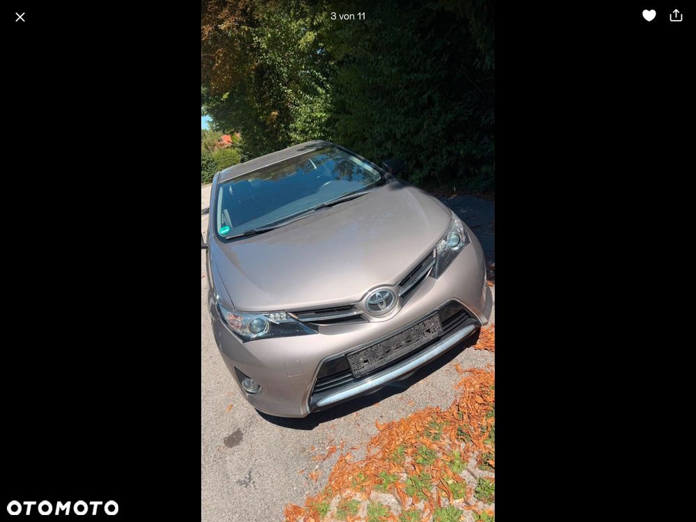 Toyota Auris - 1