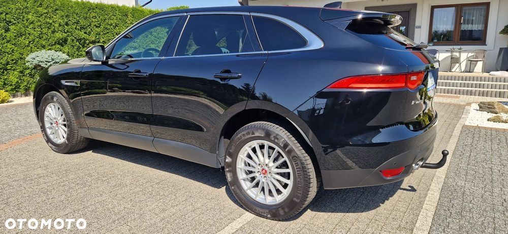 Jaguar F-Pace - 9