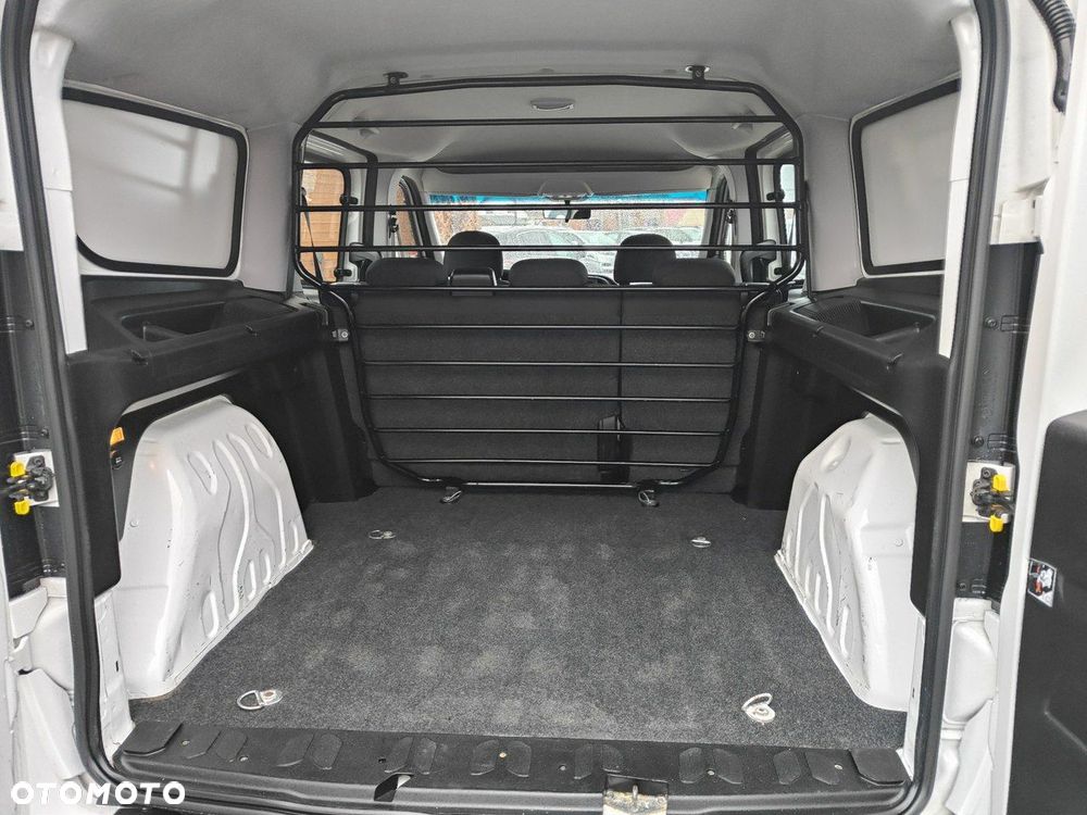 Fiat Doblo Maxi Active - 28