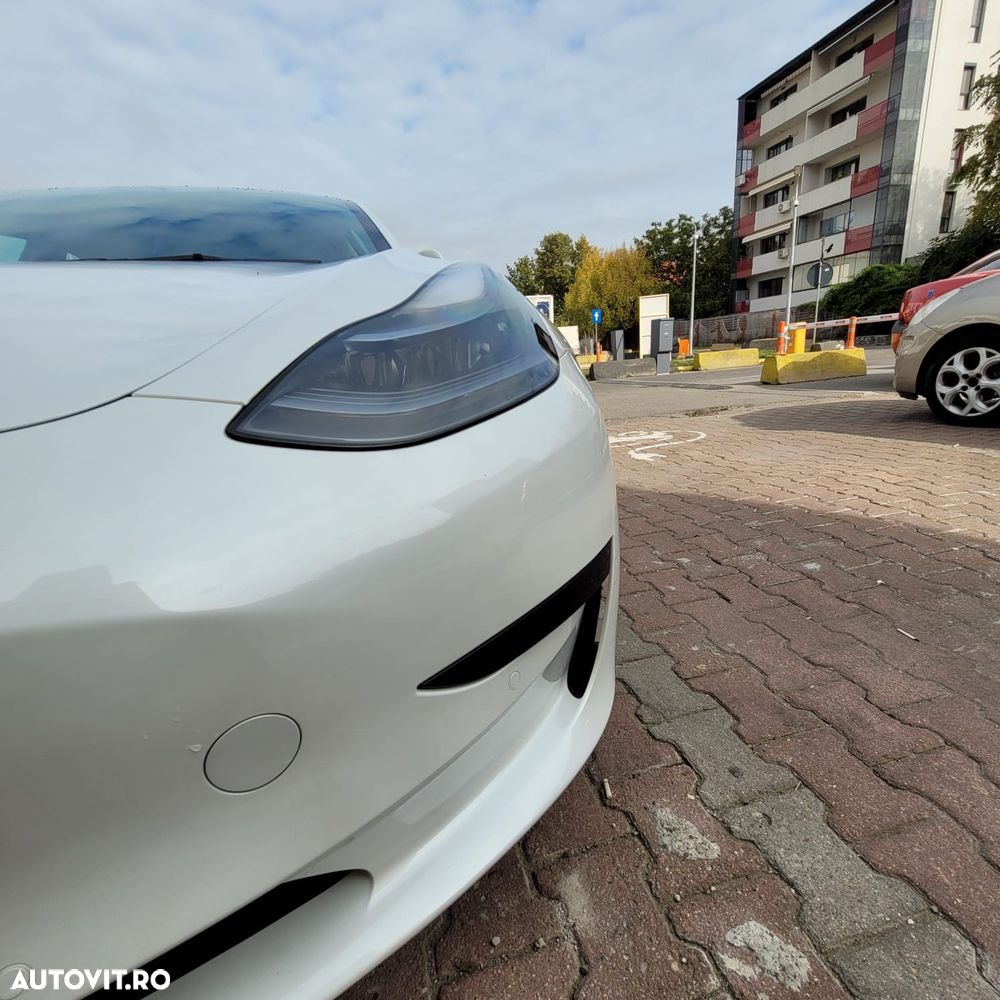 Tesla Model 3 Standard - 12