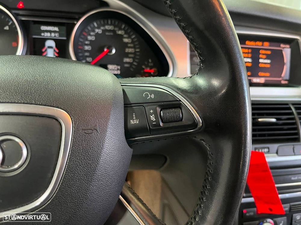 Audi Q7 3.0 V6 TDi quattro Tiptronic - 17