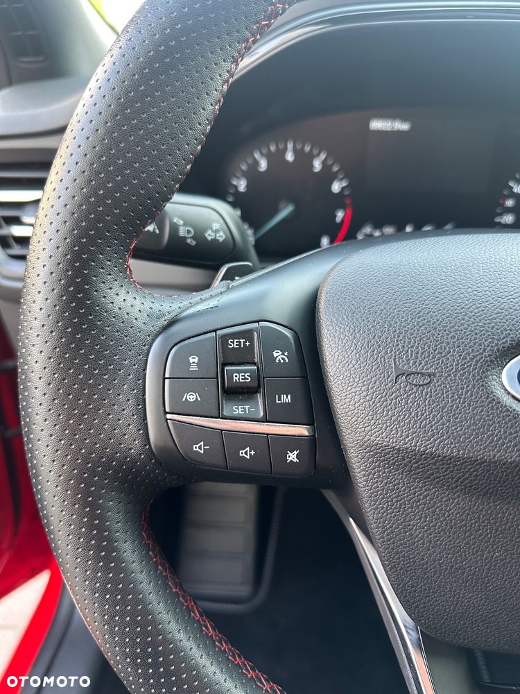Ford Focus 1.0 EcoBoost Hybrid ST-LINE - 22