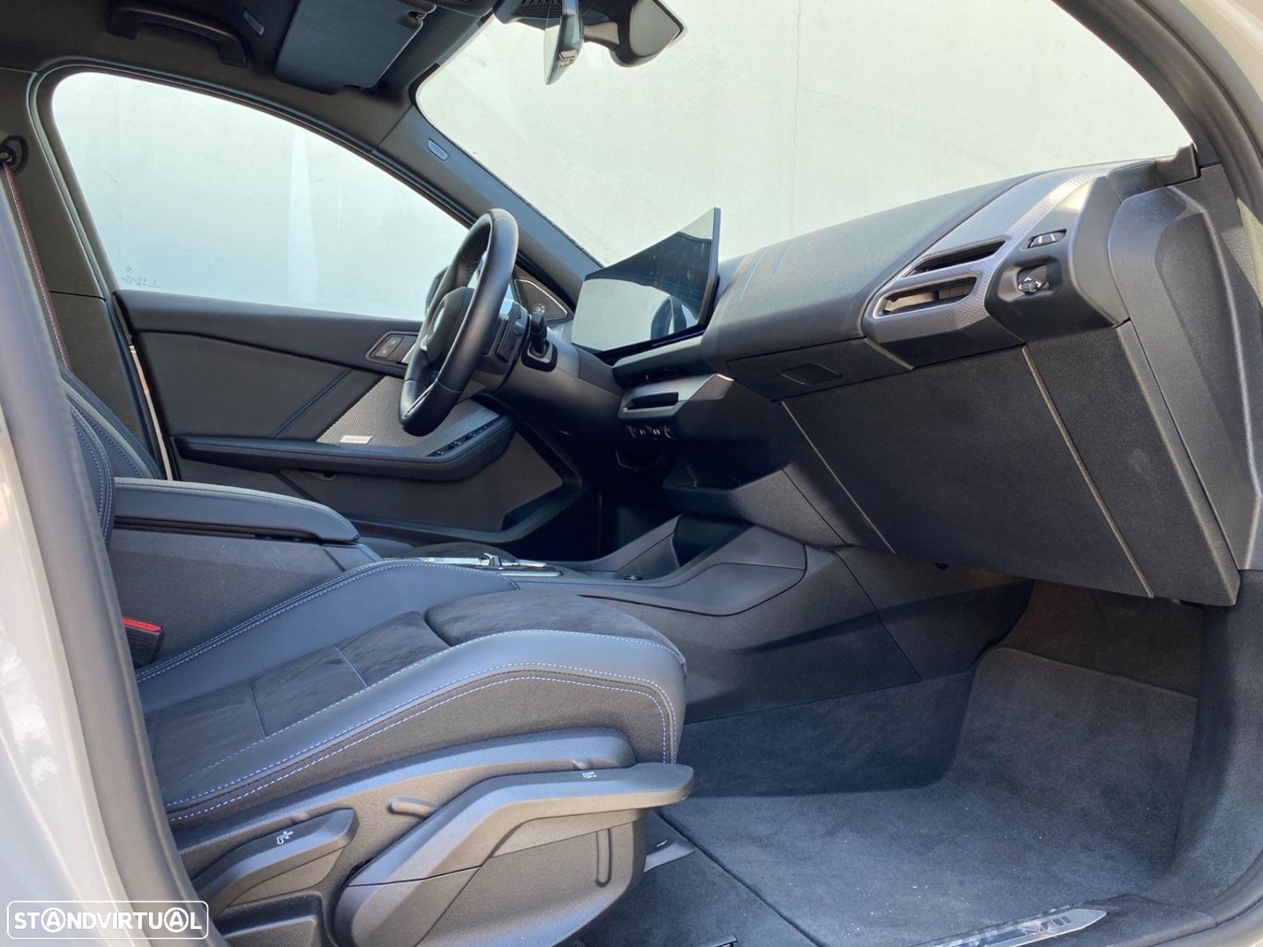 BMW 120 d Pack Desportivo M Pro - 18