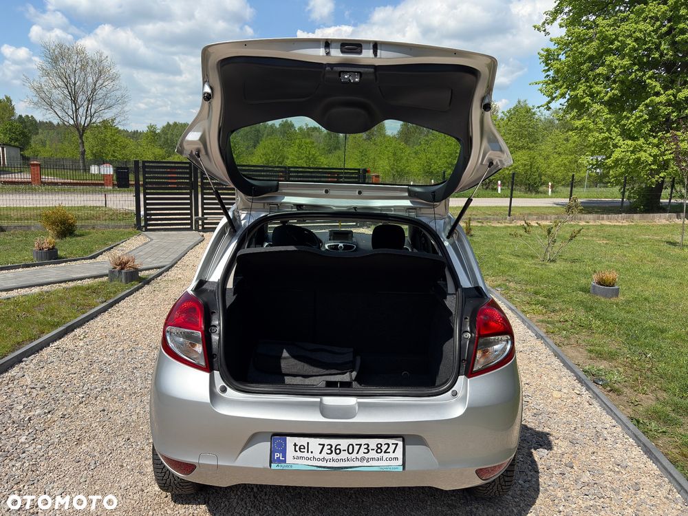 Renault Clio - 21