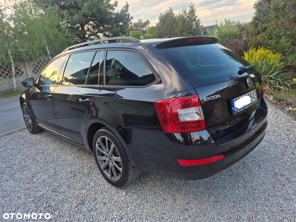 Skoda Octavia 1.6 TDI DPF Ambiente - 7