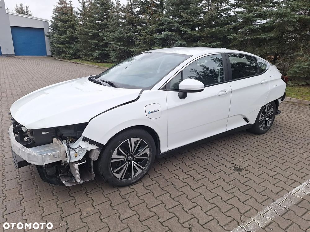 Honda Clarity - 8