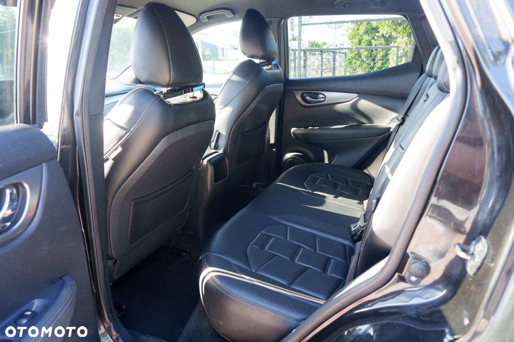 Nissan Qashqai 1.6 DIG-T N-Connecta - 11