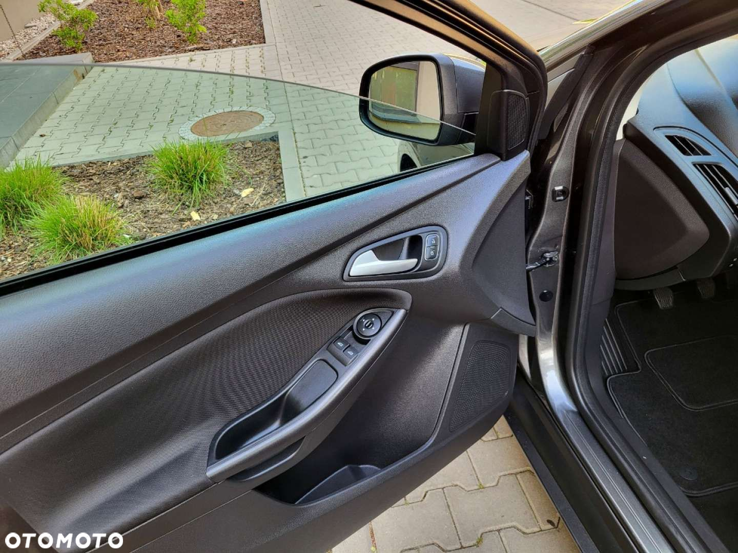 Ford Focus - 23