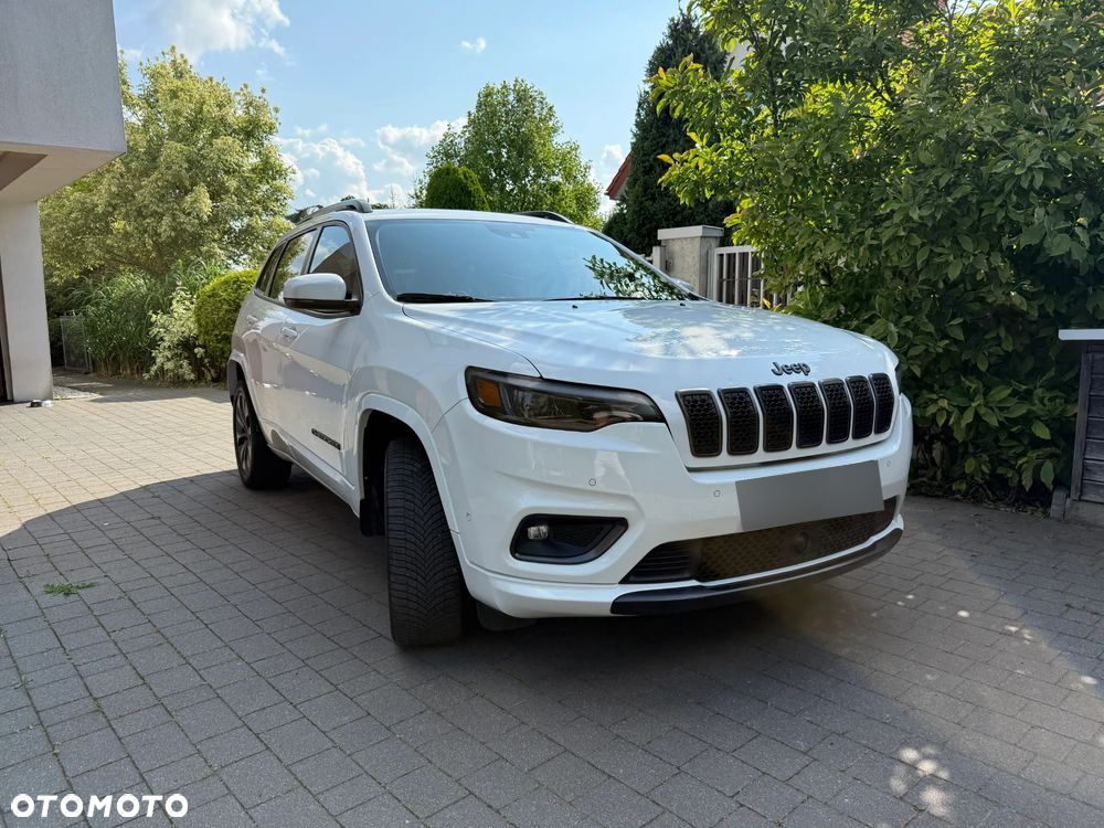 Jeep Cherokee - 4