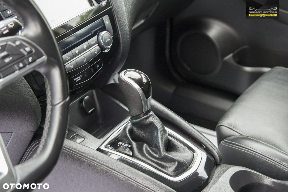 Nissan Qashqai 1.3 DIG-T DCT TEKNA - 25