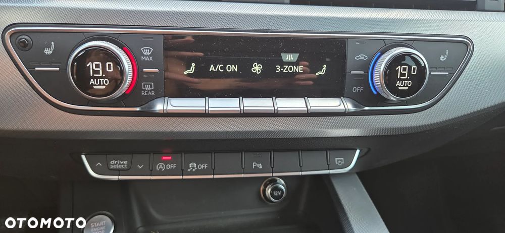 Audi A4 Avant 2.0 TDI S tronic quattro sport - 23