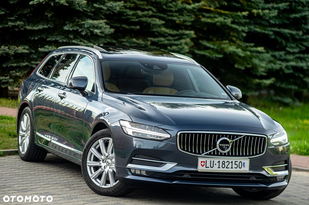 Volvo V90 D5 AWD Geartronic Inscription - 1