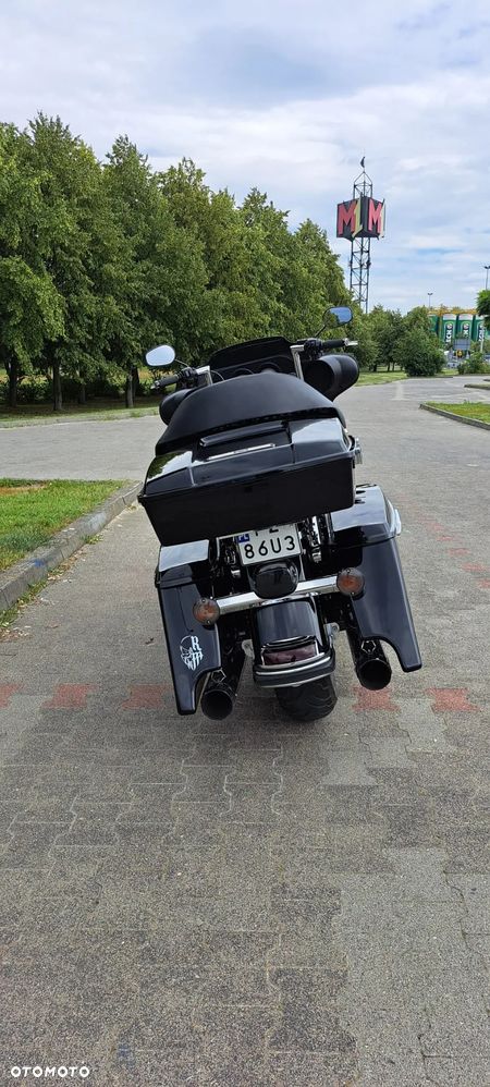 Harley-Davidson FLH Electra Glide - 8
