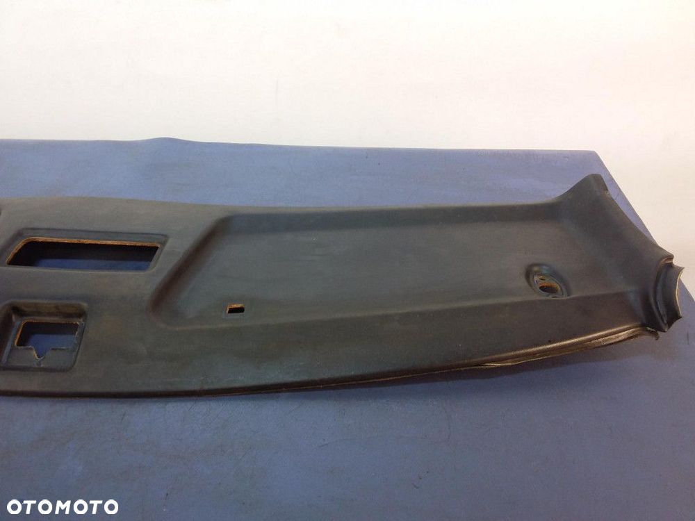 MERCEDES 190 W201 PRZEDNIA CZĘŚĆ PODSUFITKI - 4