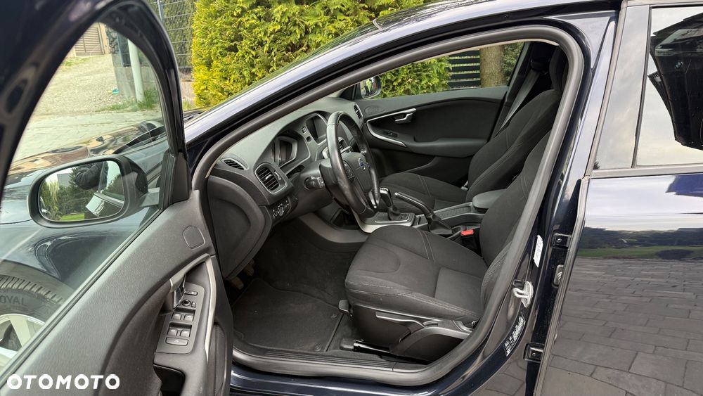 Volvo V40 D2 Summum - 20