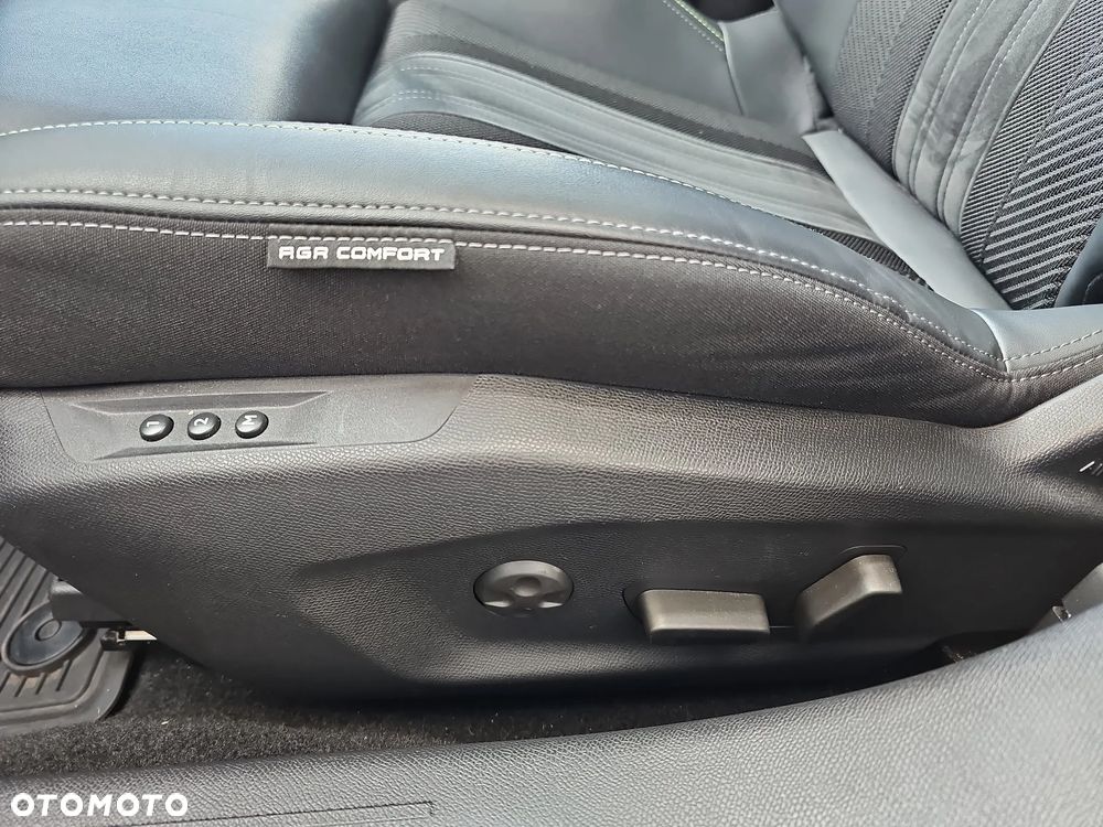 Peugeot 308 1.2 PureTech GPF GT Pack S&S EAT8 - 32