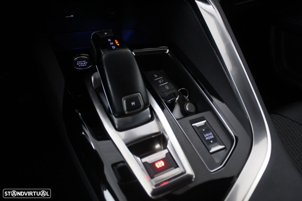 Peugeot 3008 1.5 BlueHDi Allure Pack EAT8 - 30