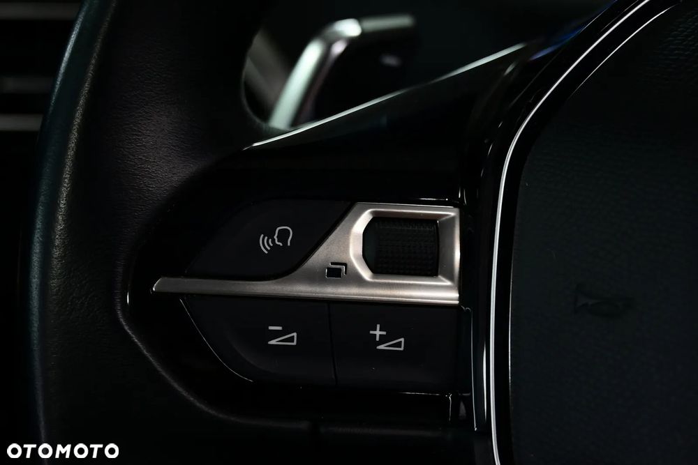 Peugeot 3008 BlueHDi 180 Stop & Start EAT8 Allure - 28