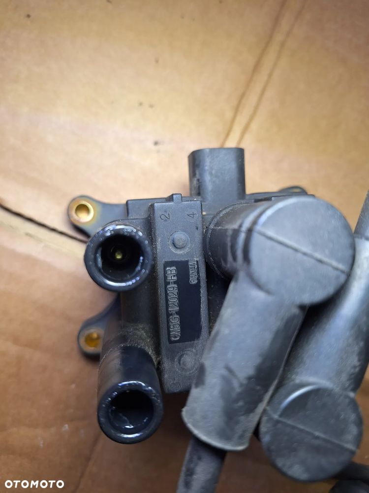 cewka zapłonowa z przewodami FORD FIESTA MK7 1.25 LIFT CM5G-12029-FB  koszyk 70 - 6
