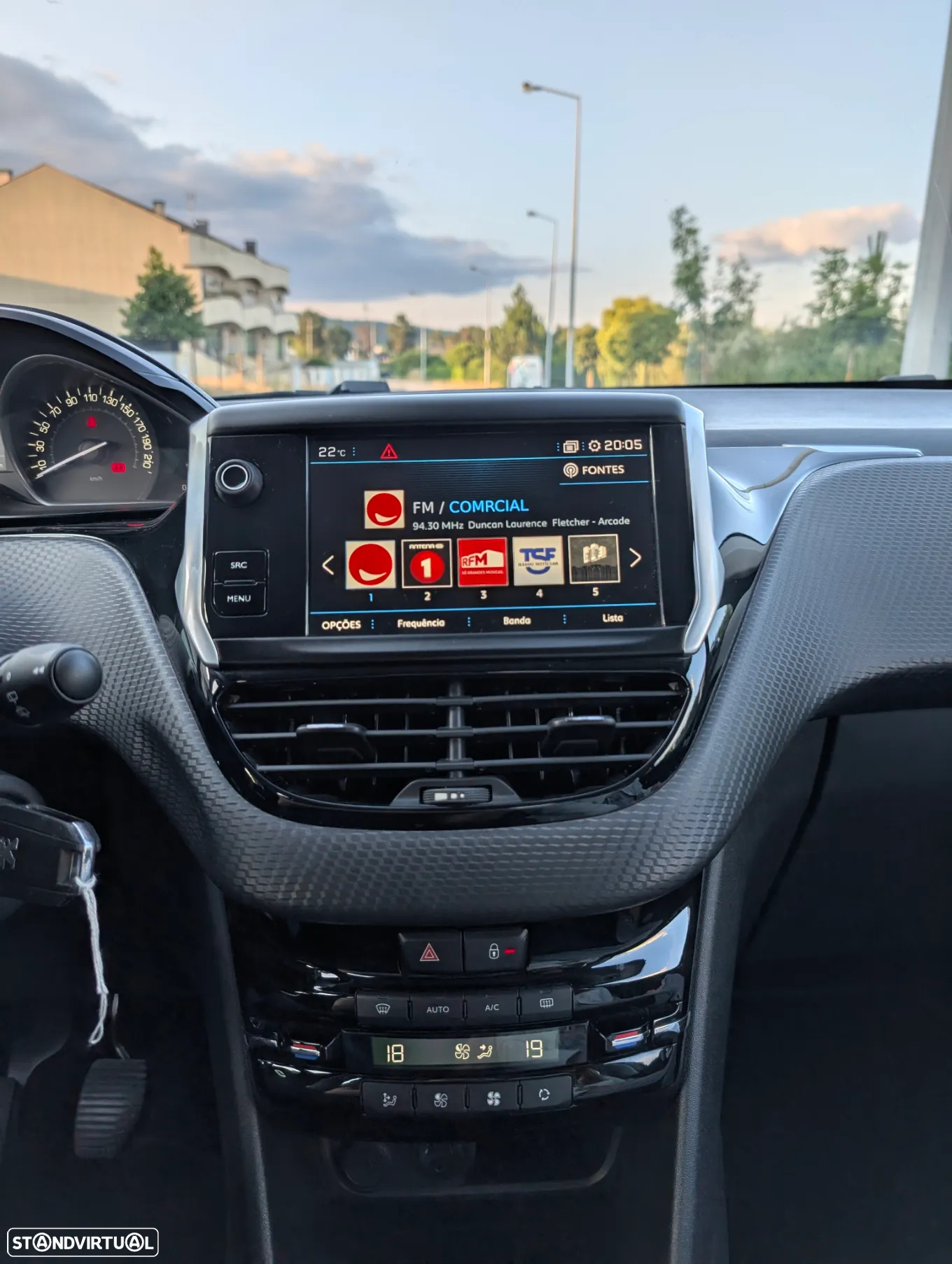 Peugeot 208 1.6 BlueHDi Allure - 7