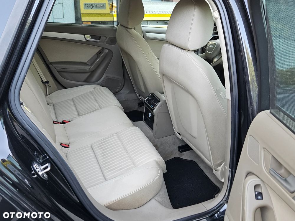 Audi A4 Avant 2.0 TDI Limited Edition - 14