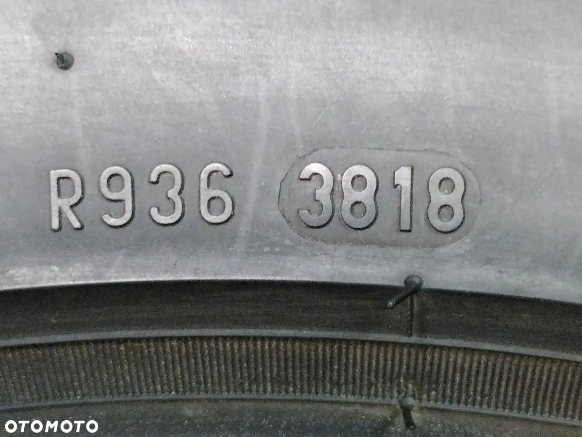 OPONA OPONY Zimowe Pirelli 225/50 R18 - 12