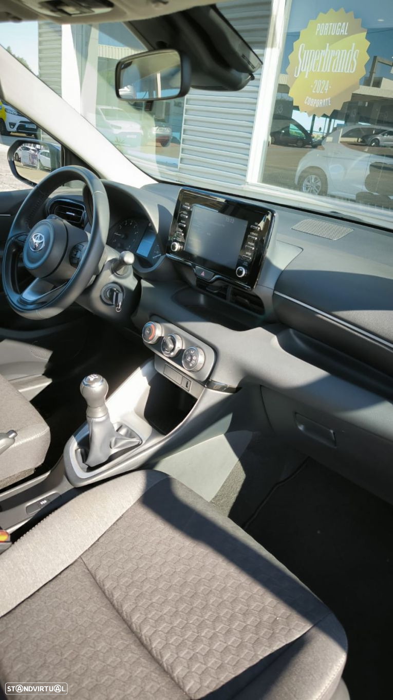 Toyota Yaris - 6