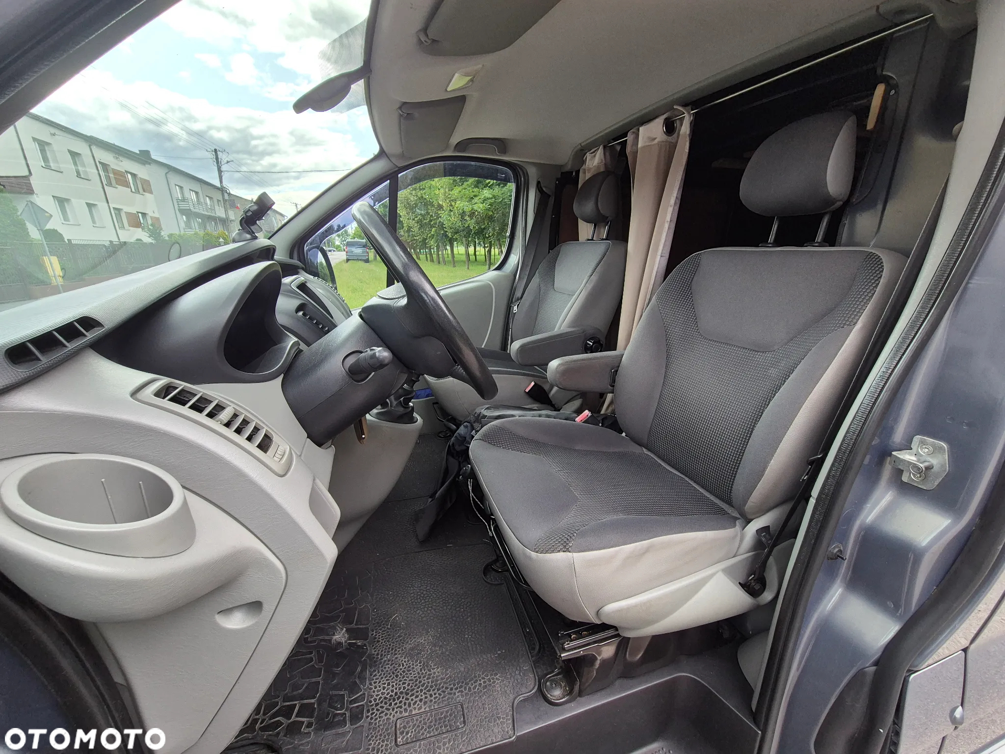 Opel Vivaro - 20