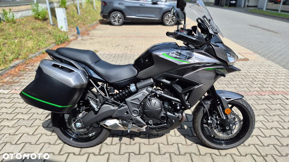 Kawasaki Versys 650 - 13