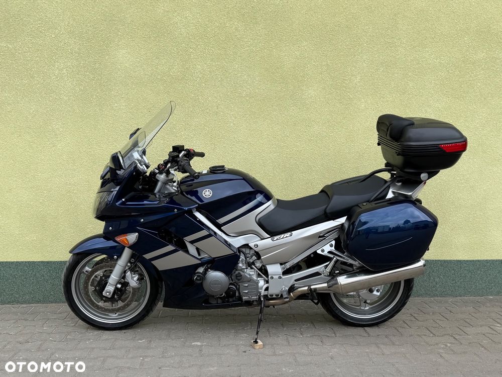 Yamaha FJR - 23