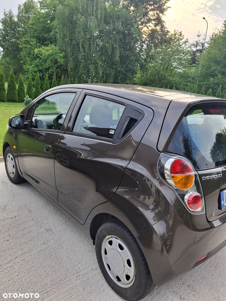 Chevrolet Spark 1.0 - 10