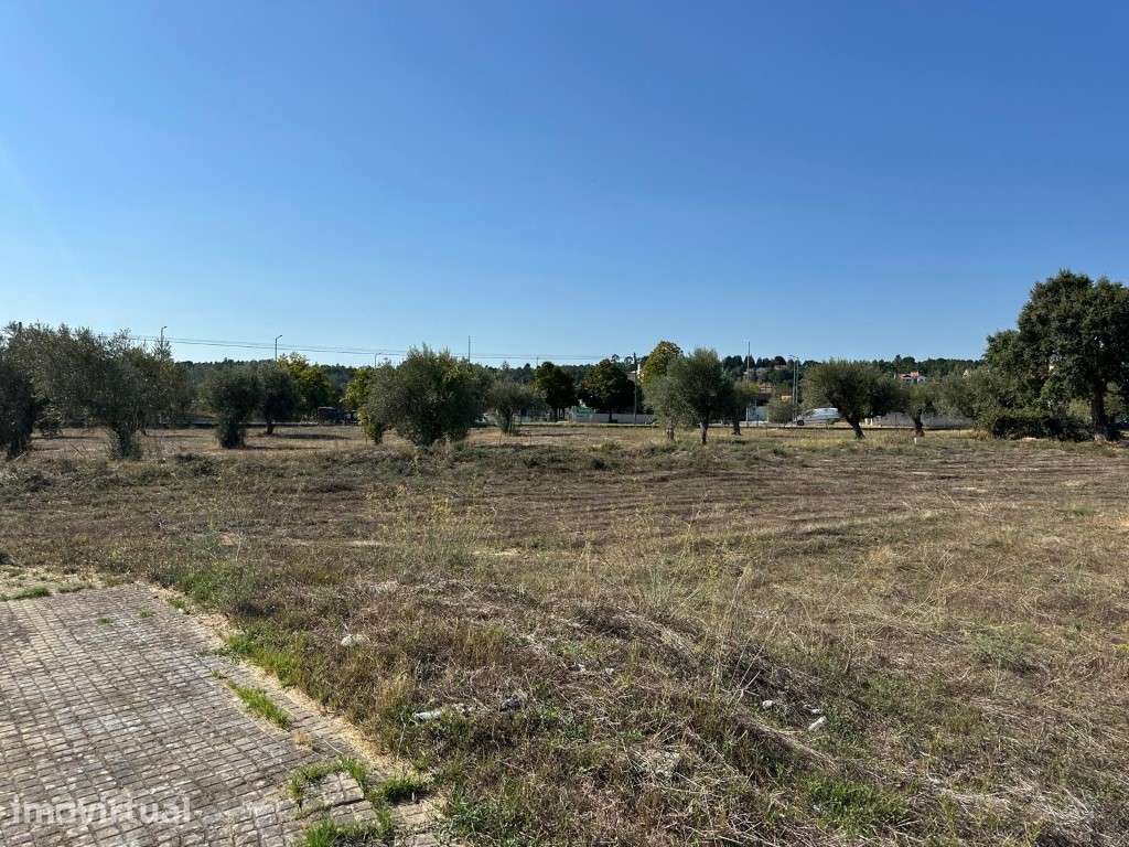 Lote de terreno para construção urbana - Grande imagem: 3/7
