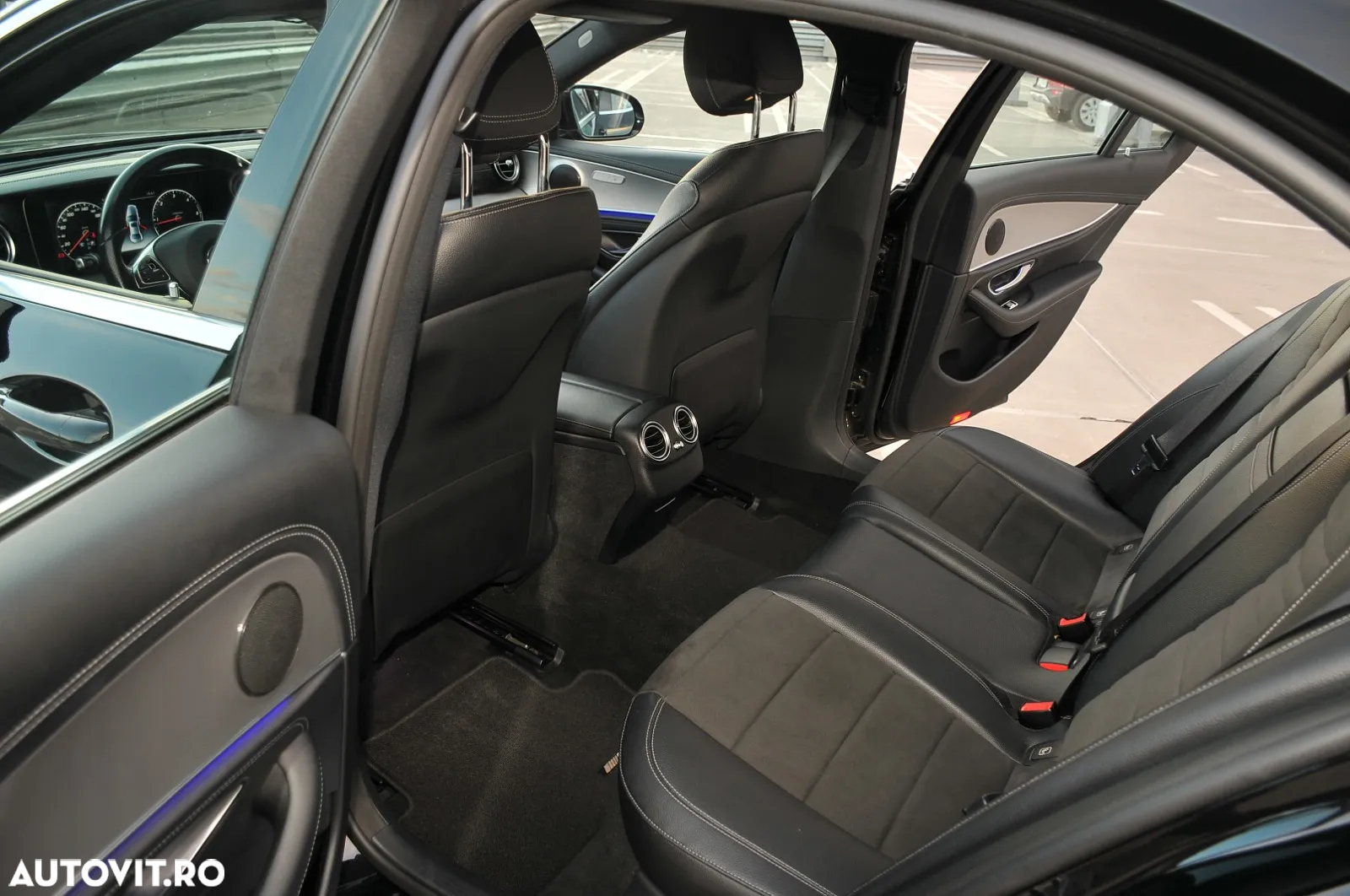 Mercedes-Benz E 220 d 4Matic 9G-TRONIC AMG Line - 18