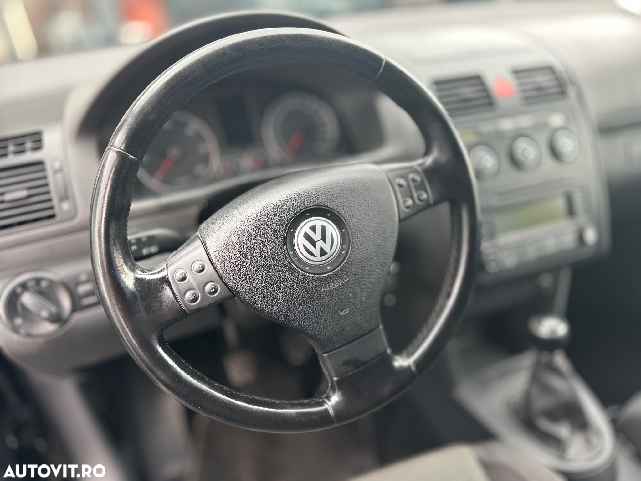 Volkswagen Touran 2.0 TDI Trendline - 9