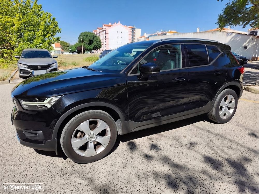 Volvo XC 40 2.0 D3 Momentum Plus Geartronic - 3