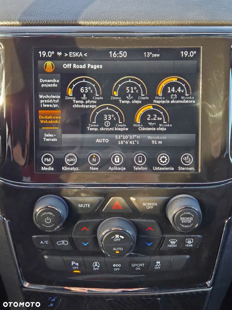 Jeep Grand Cherokee - 16