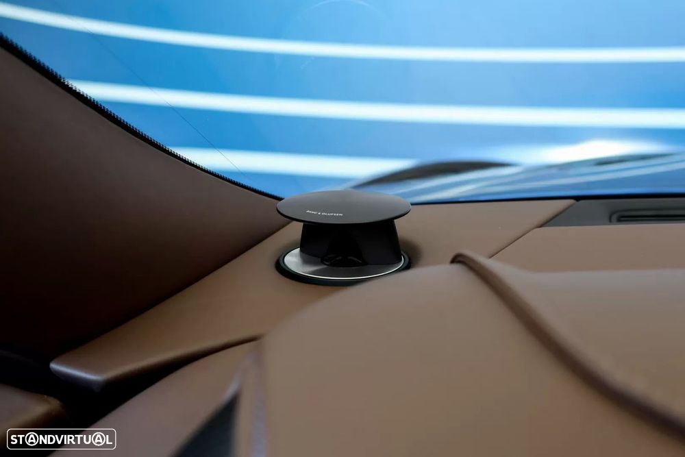 Aston Martin DBS Coupe 770 Ultimate - 15