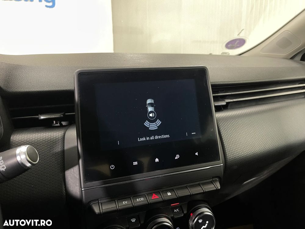 Renault Clio E-TECH 140 BUSINESS EDITION - 13