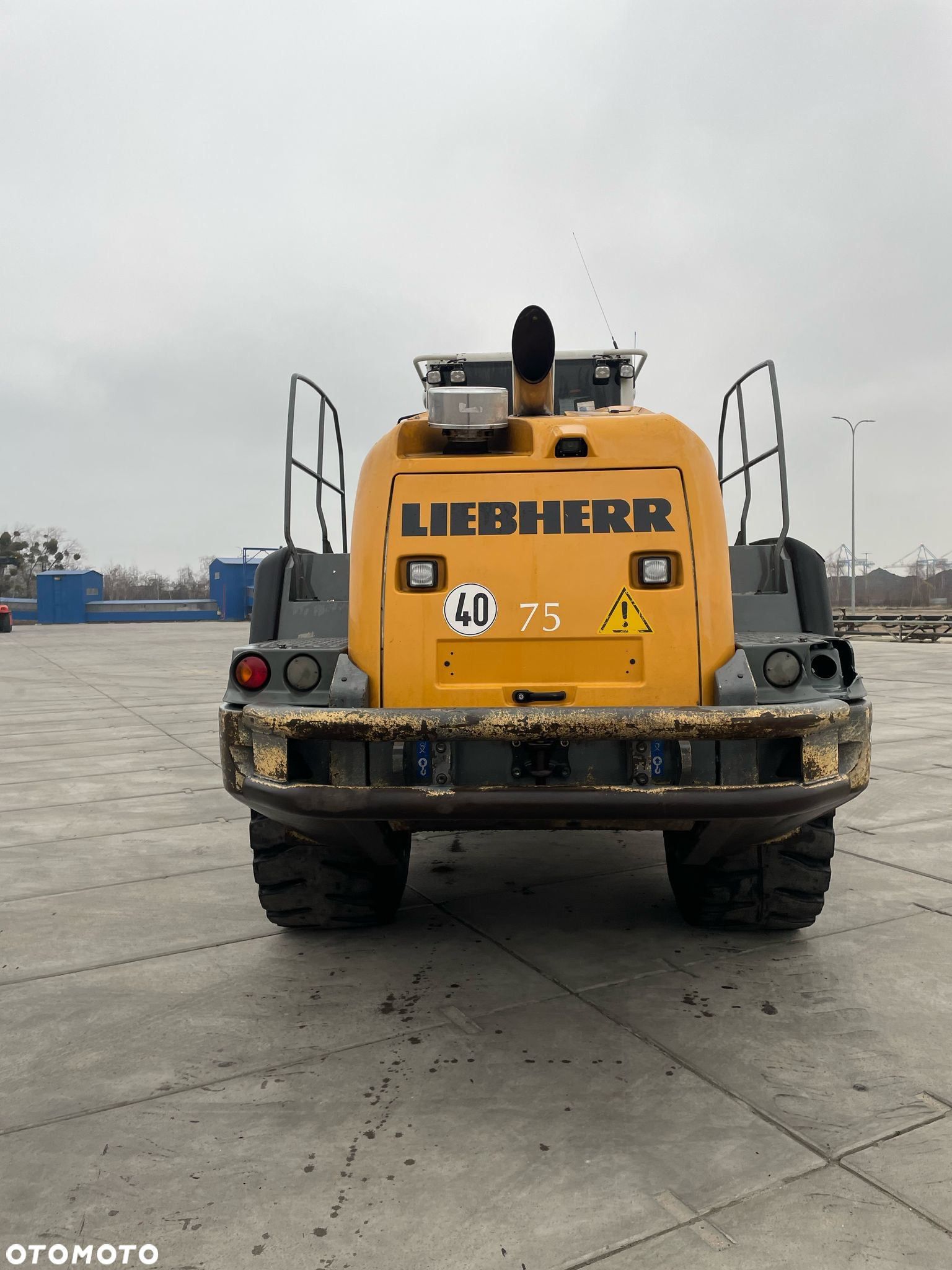 Liebherr L566 - 3