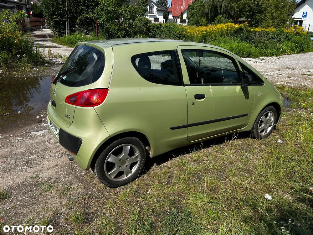 Mitsubishi Colt - 4