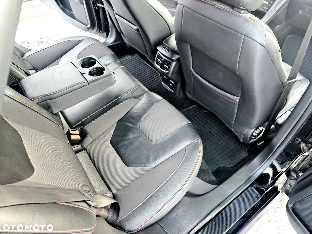 Ford Mondeo 2.0 TDCi ST-Line - 25