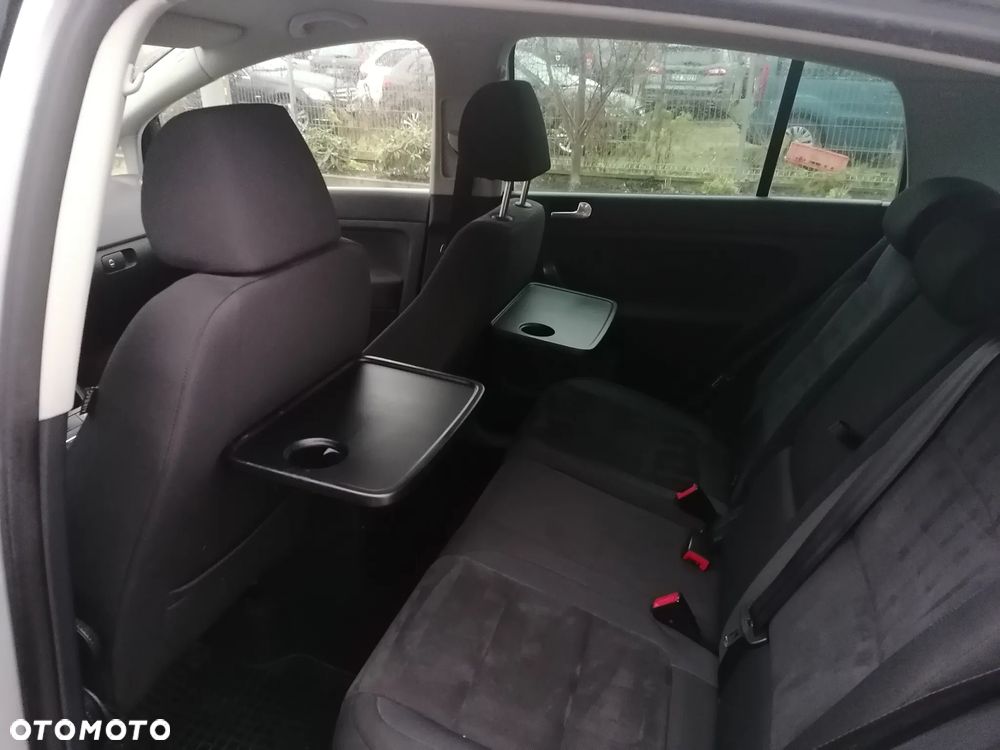 Volkswagen Golf Plus 2.0 TDI DPF Comfortline - 10