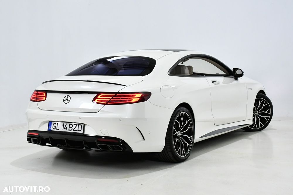 Mercedes-Benz S 500 4MATIC Coupe Aut - 4